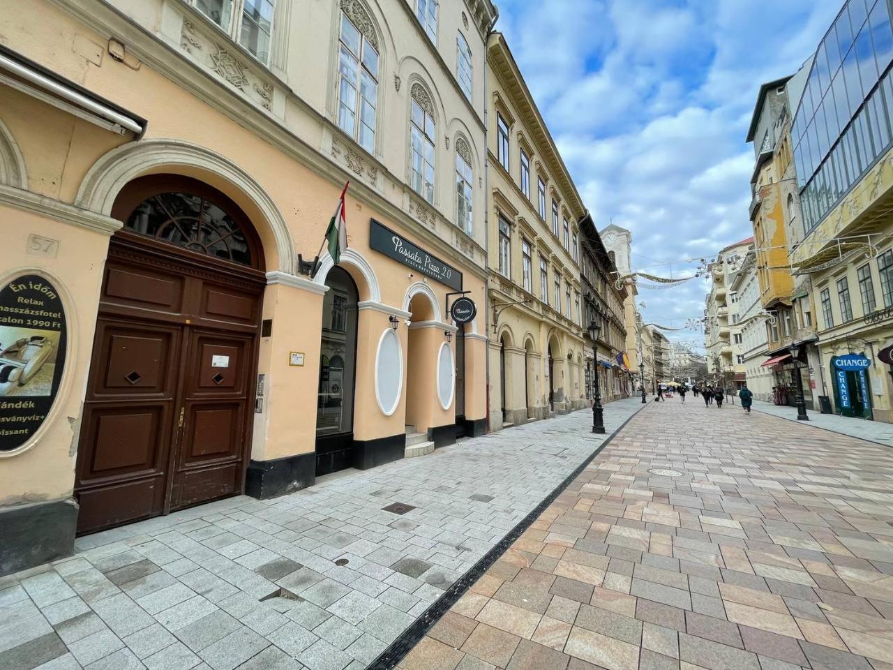 La Fortezza Panzio Budapest Eksteriør bilde